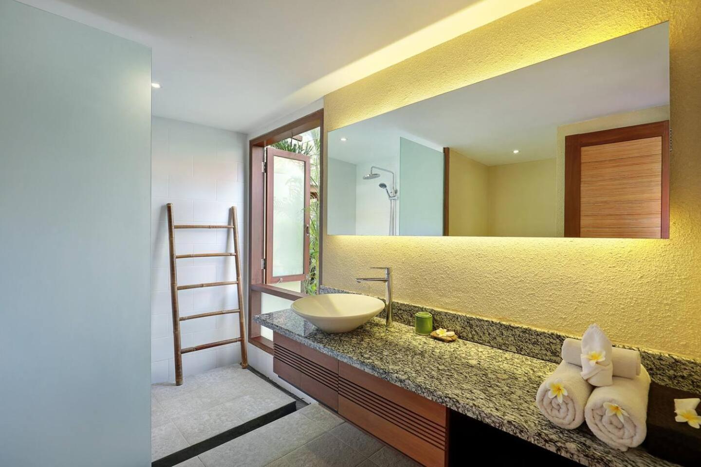 Super Value 4 Bedroom, Walk To Bintang Supermarket Seminyak Zewnętrze zdjęcie